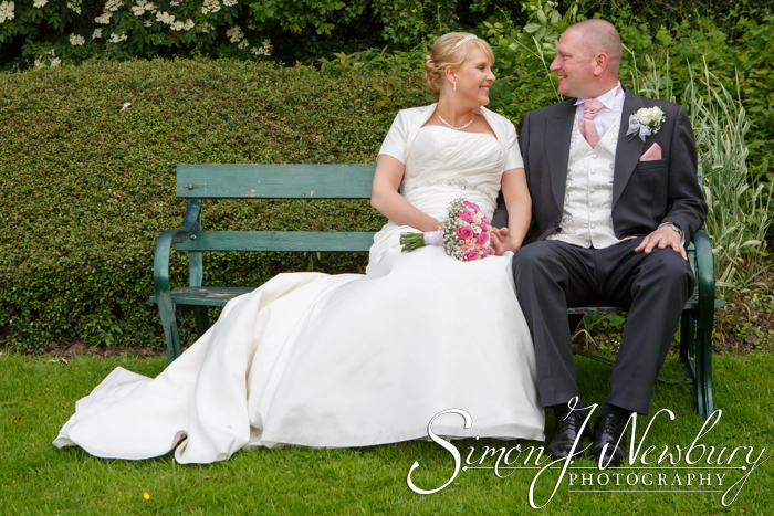 Hunters Lodge Wedding Photography Crewe Cheshire. Hunters Lodge Wedding Photos. Wedding Photographer Crewe Cheshire. Crewe Registry Office in the Municipal Building.