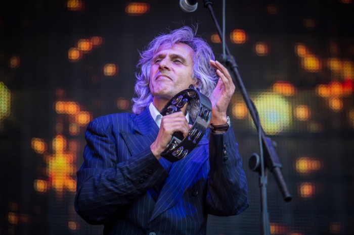 Live music photography. Cheshire music photographer. Professional photographer in Cheshire
