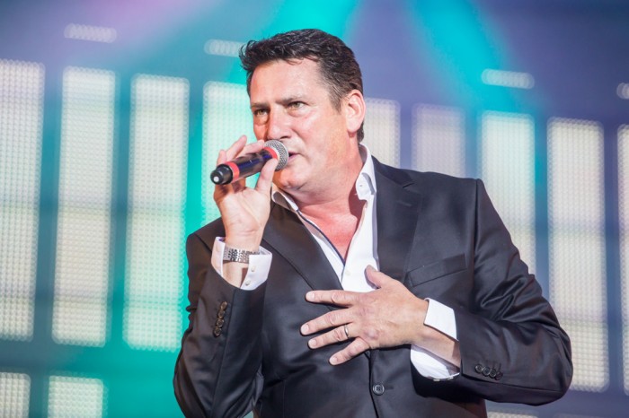 Live music photography. Cheshire music photographer. Professional photographer in Cheshire